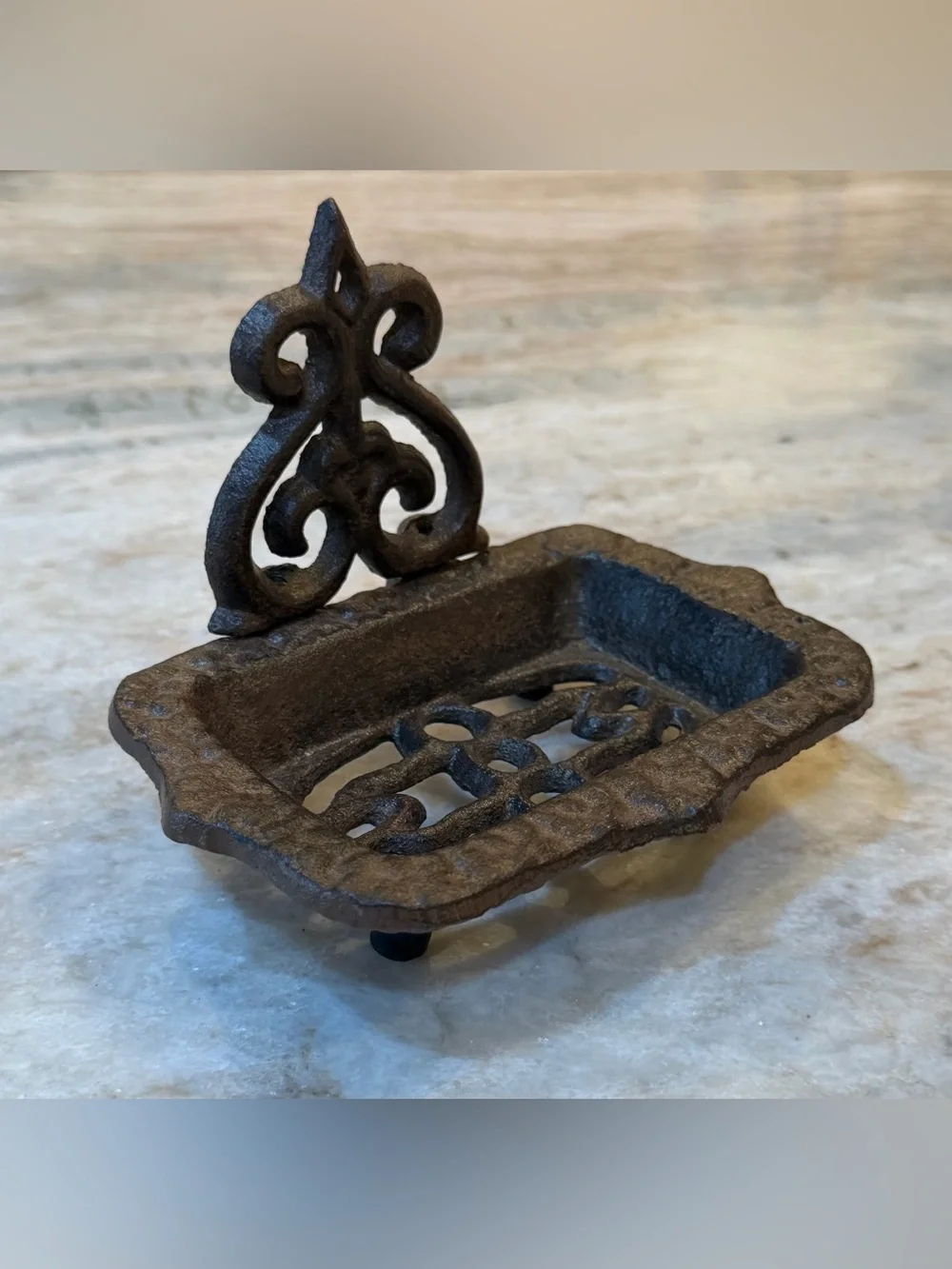 Vintage-Inspired Cast Iron Soap Dish with Ornate Back